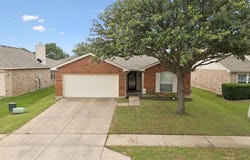 8824 Wagon Trail, Cross Roads, TX 76227