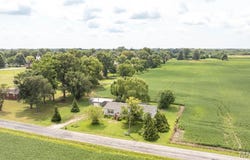 200 Spangle Road W, Staunton, IL 62088