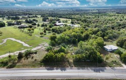2127 E Us Highway 90, Seguin, TX 78155