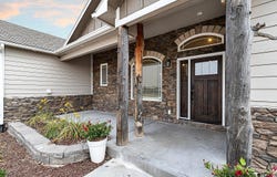 2076 LACY DR, Cheyenne, WY 82009-3465