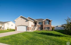 257 W 350 S, Hyde Park, UT 84318