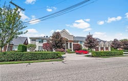 38371 Huron Pointe, Harrison Twp, MI 48045-2838