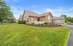 5113 Polo Fields Dr, Hampton, PA 15044