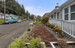 743 N 9TH ST, Coos Bay, OR 97420