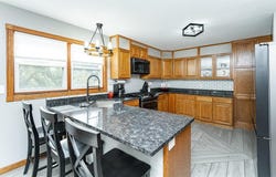 20 Amy Ln, Mantorville, MN 55955