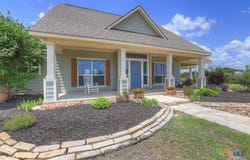 2048 E Martindale Road, Seguin, TX 78155