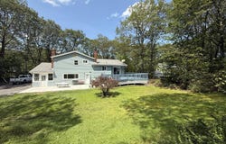 37 Seneca Road, Mount Pocono, PA 18344