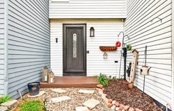 8000 Marlin Drive, Clay, NY 13041