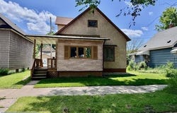 1520 9th Street, Virginia, MN 55792