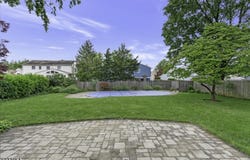318 Ambrose Ave, Middlesex Boro, NJ 08846-1203