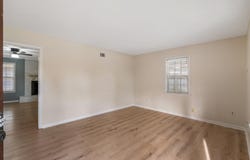 7102 ROSE TRAIL Dr, Memphis, TN 38133
