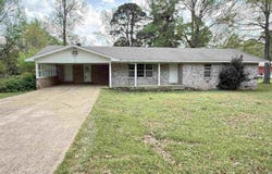 1587 Salem Road, Bryant, AR 72019-8346