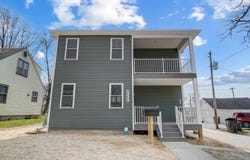 1249 Kinsmoor Avenue, Fort Wayne, IN 46807