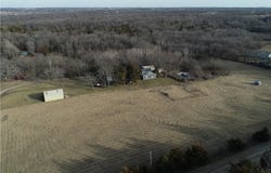 30405 Oak Grove Road, Paola, KS 66071