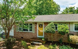 2309 Nave Drive, Johnson City, TN 37601