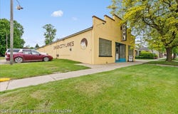 216 W Main Street, Carson City, MI 48811