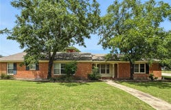700 Park Street, Gatesville, TX 76528