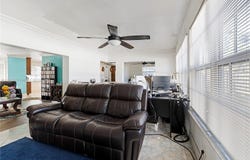 3940 NW 34th Ave, Lauderdale Lakes, FL 33309