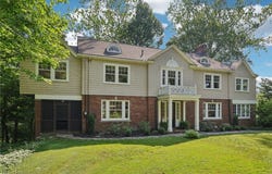 7481 Chagrin Road, Chagrin Falls, OH 44023