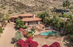 8031 N 54TH Street, Paradise Valley, AZ 85253