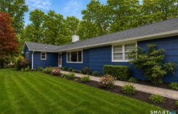 14 Elmcrest Drive, Danbury, CT 06811
