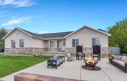 459 S LOADER Ave E, Pleasant Grove, UT 84062