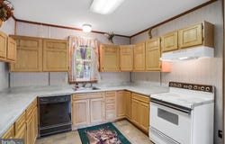 650 BUCKS CHURCH ROAD, NEWPORT, PA 17074