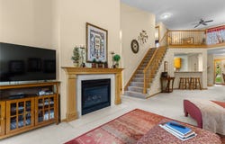 6114 Villa Drive, Johnston, IA 50131