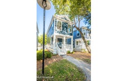 2207 Government Street, Ocean Springs, MS 39564