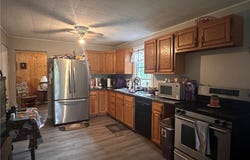 703 Fairview Ave, Ellwood City, PA 16117
