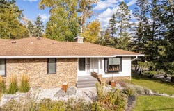 3601 E Superior St, Duluth, MN 55804