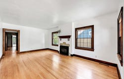 712 ALLOUEZ Terrace, GREEN BAY, WI 54301