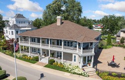 905 Esplanade Street, Winona Lake, IN 46590-1045