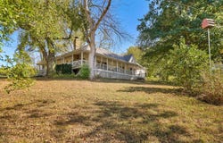 1333 E 559th Road, Morrisville, MO 65710