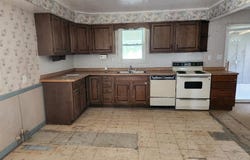 9570 State Route 154 Highway, Sparta, IL 62286
