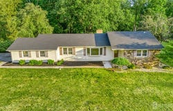 4 Hickory Trail, Flemington, NJ 08822