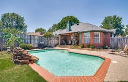 6110 Faringdon Lane, Rowlett, TX 75089