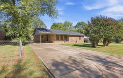 105 Kell Dr, Beebe, AR 72012