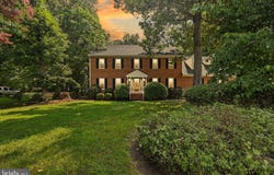 12911 CHIPSTEAD ROAD, CHESTER, VA 23831