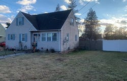 26 LOIS LANE, MOUNT HOLLY, NJ 08060