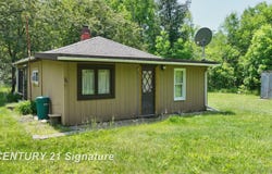 6002 Wildwood, Alger, MI 48610