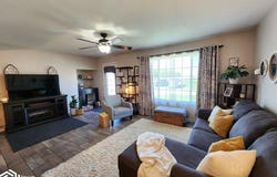 2332 Nation Avenue, Britt, IA 50423