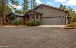 2235 Moccasin Drive, Overgaard, AZ 85933
