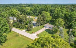 2061 GARDEN LANE, HUDSON, OH 44236