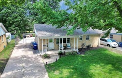 658 S Kokomo Ave, Derby, KS 67037