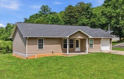 555 Shellbark Road, Newport, TN 37821