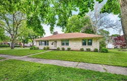 627 E Main Street, Morris, IL 60450