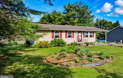 186 NAVAJO DRIVE, AUBURN, PA 17922