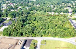 V/L O'Neill Boulevard, Sheffield, OH 44055
