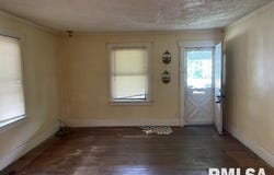 1437 E DIVISION Street, Decatur, IL 62526